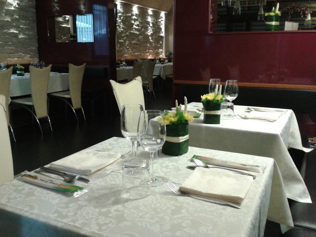 Locanda Trattoria Caffe Cavour Cittadella Dış mekan fotoğraf